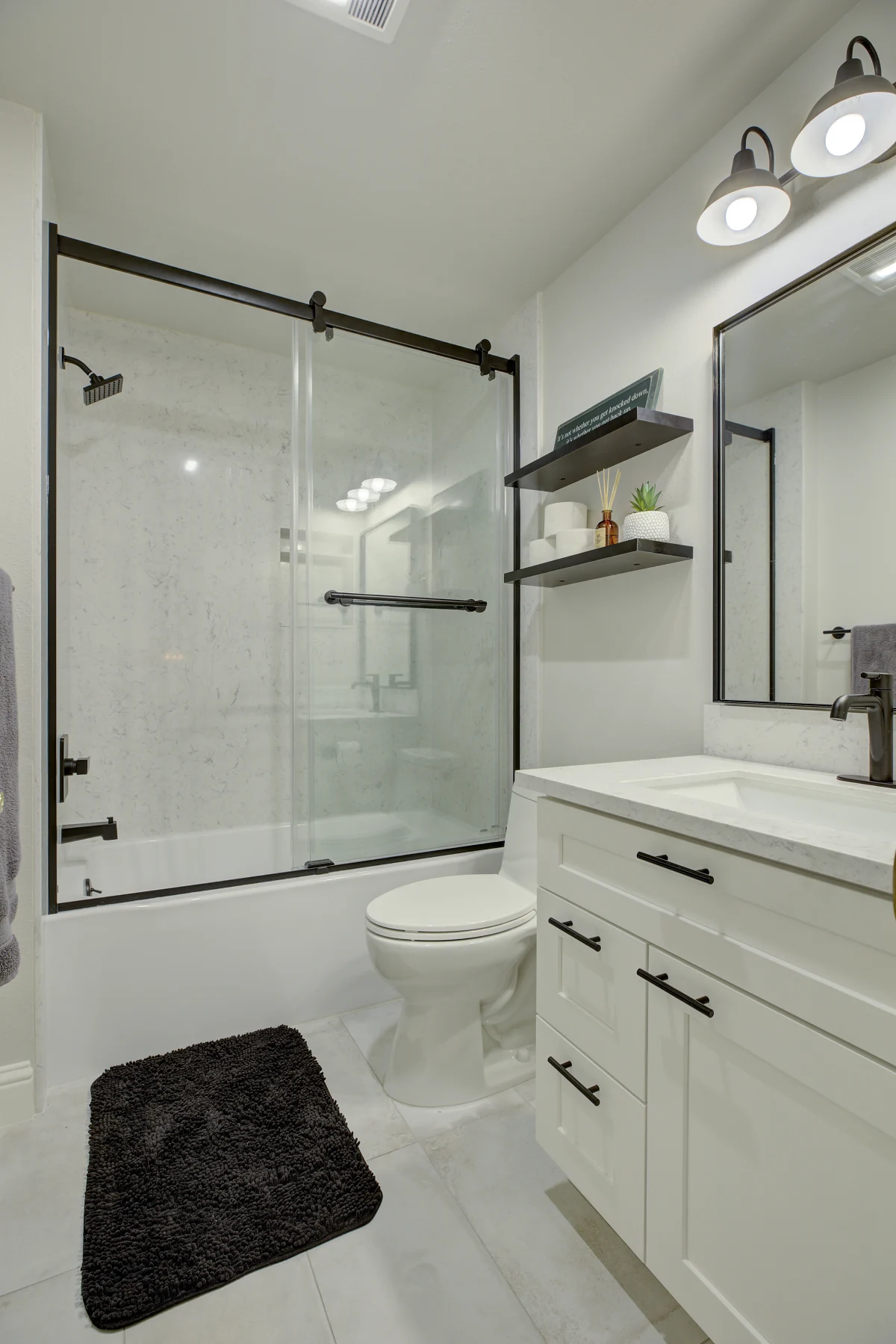 Crisp Contrast Bathroom Remodel, photo 2