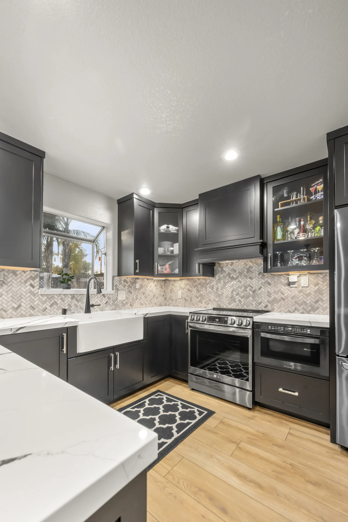 Bold Contrast Kitchen Remodel, photo 14