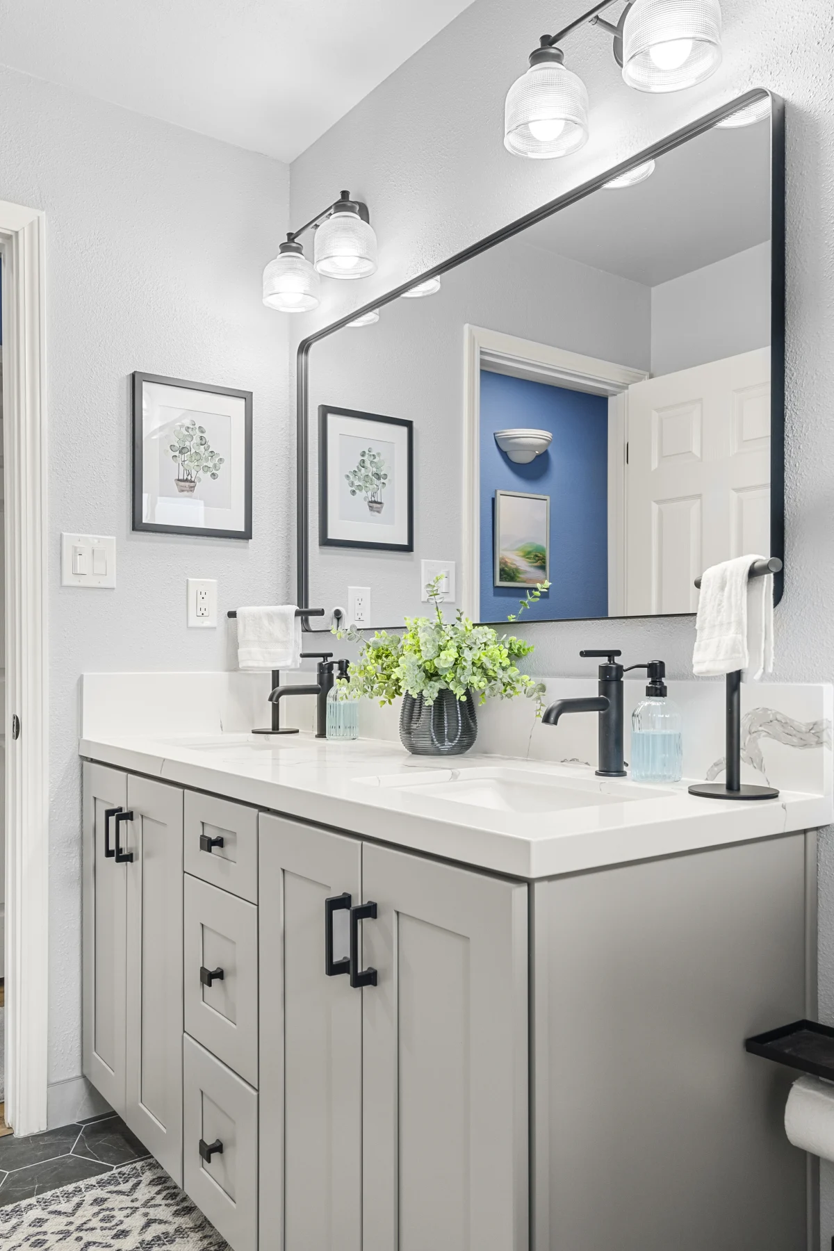 Clean Contrast Bathroom Remodel, photo 7
