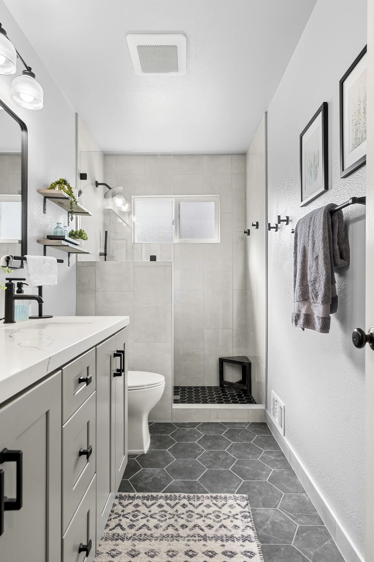 Clean Contrast Bathroom Remodel, photo 17