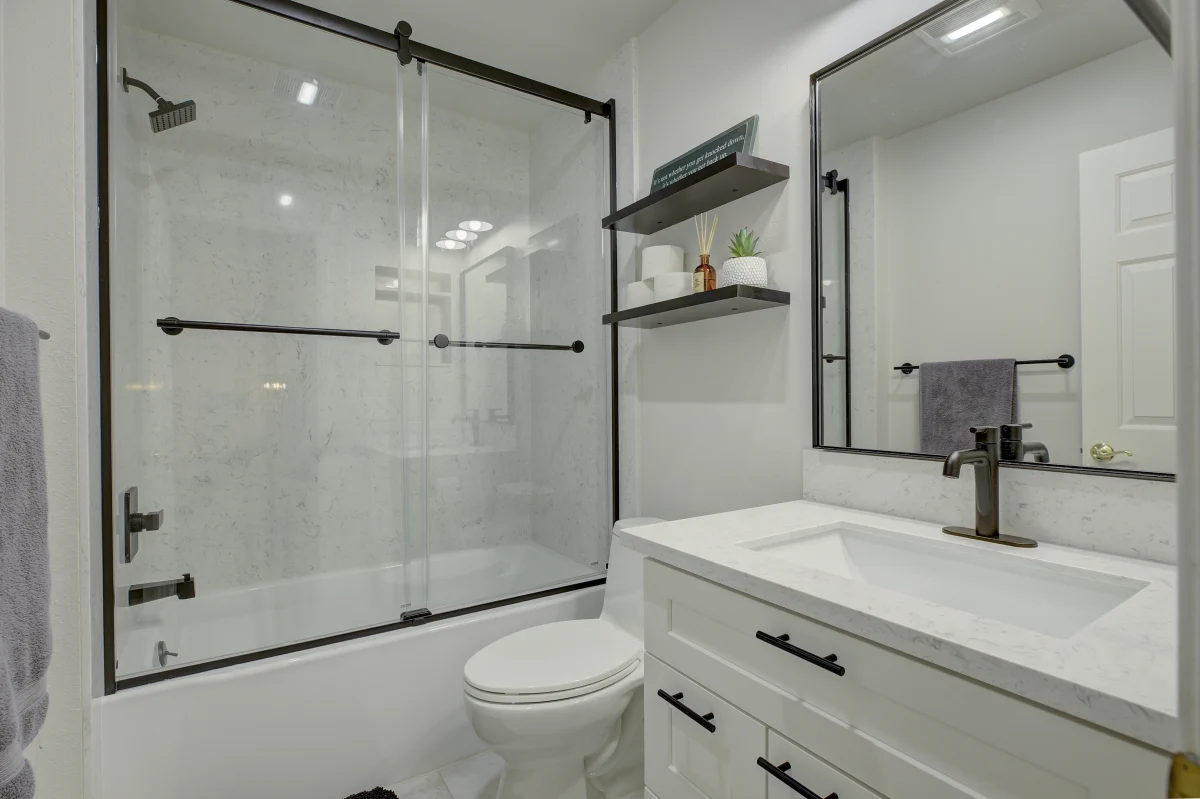Crisp Contrast Bathroom Remodel, photo 3