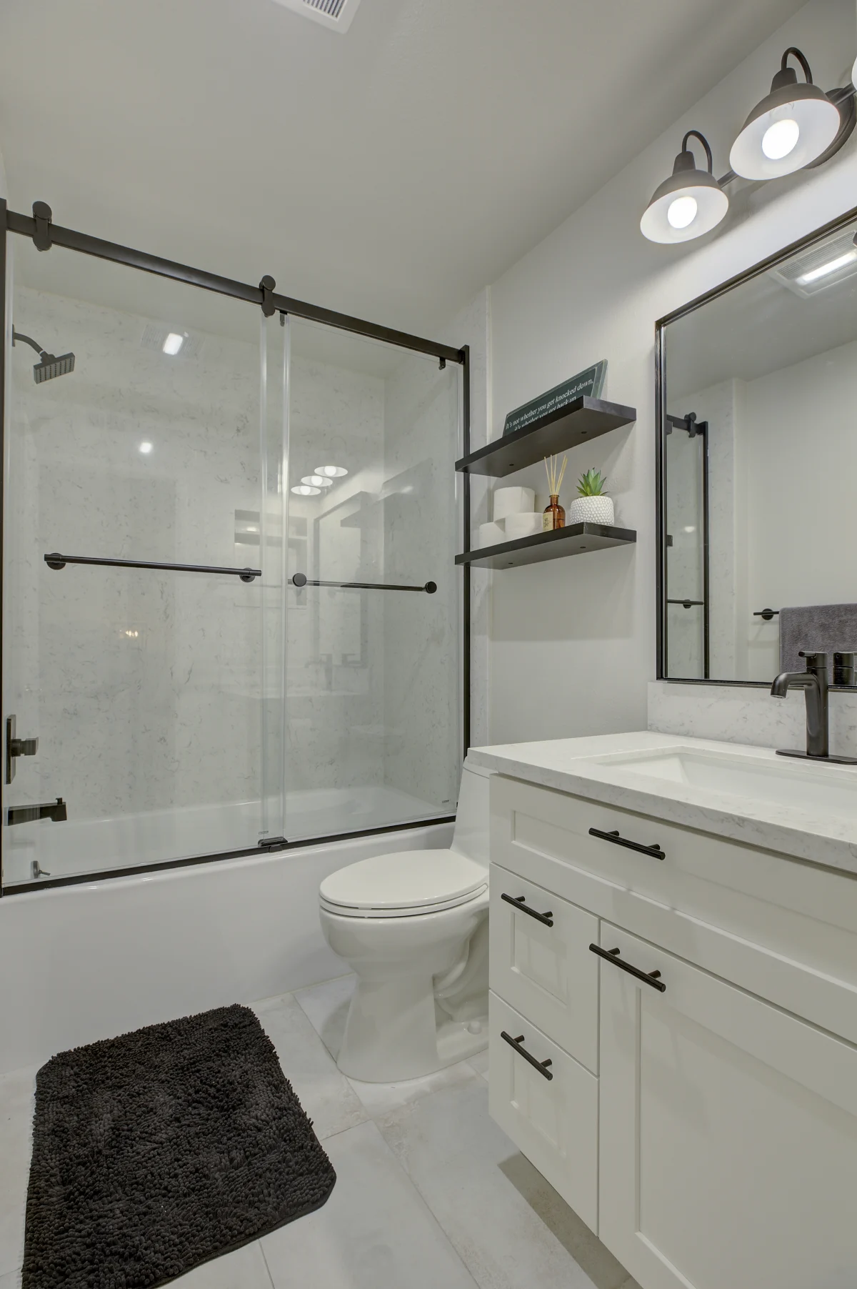 Crisp Contrast Bathroom Remodel, photo 4