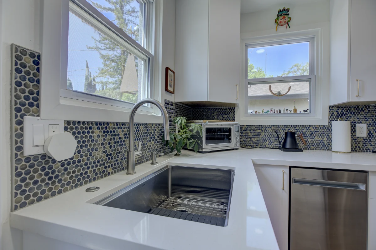 Bright & Functional Kitchen Transformation, photo 12
