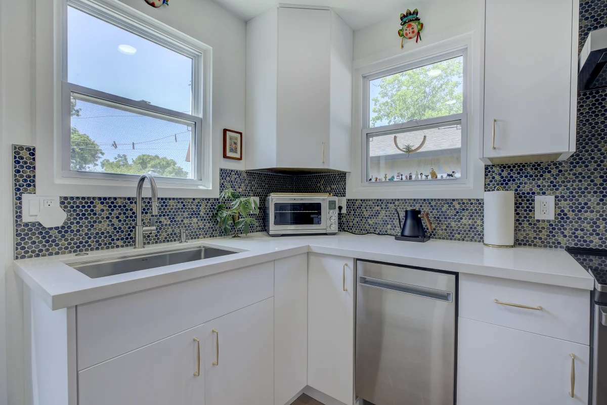 Bright & Functional Kitchen Transformation, photo 4