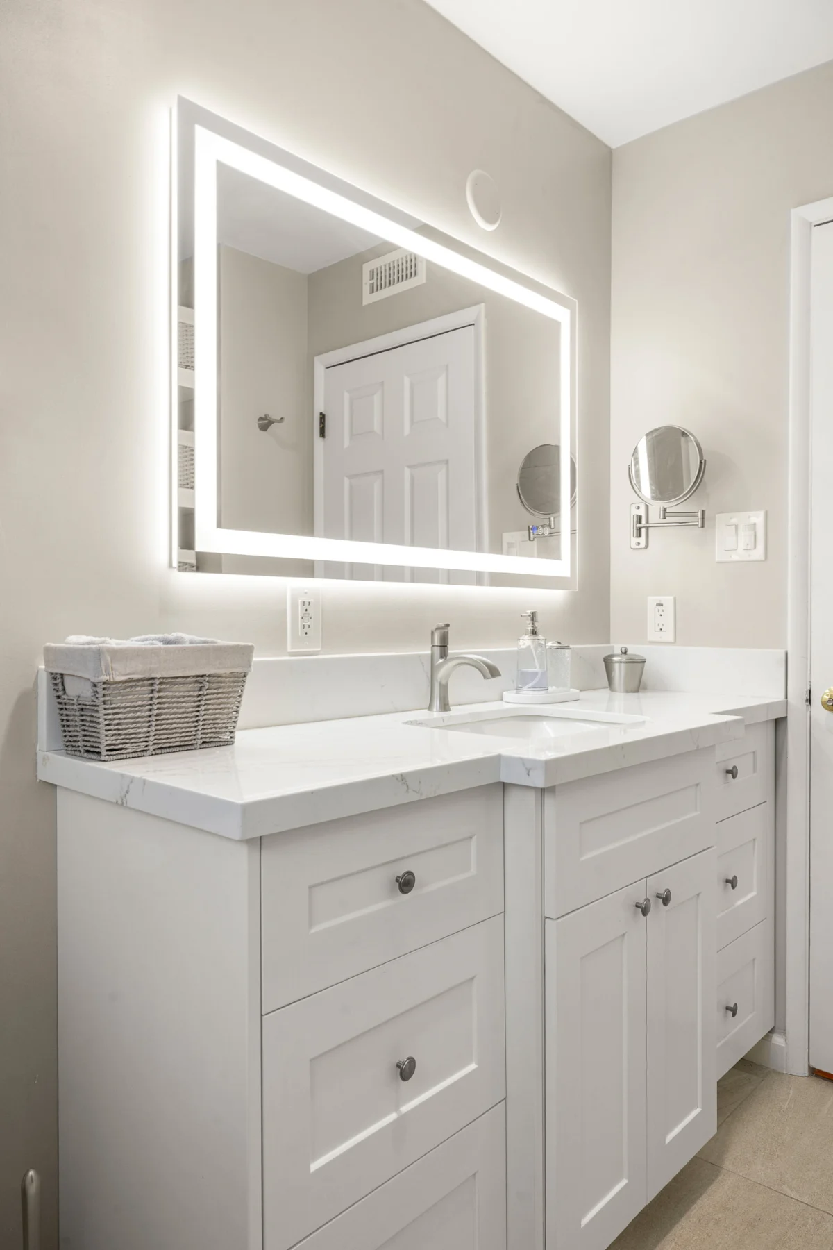 Bright & Timeless Bathroom Remodel, photo 3