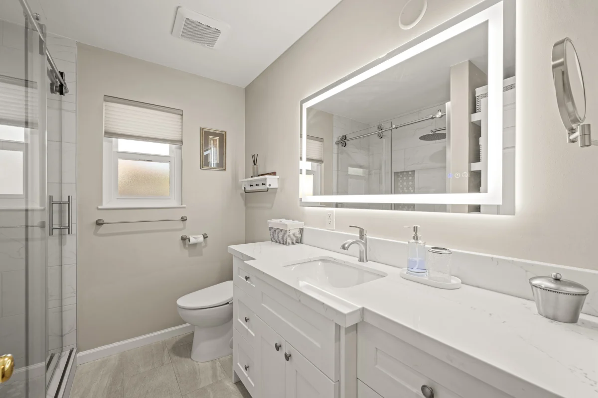 Bright & Timeless Bathroom Remodel, photo 8