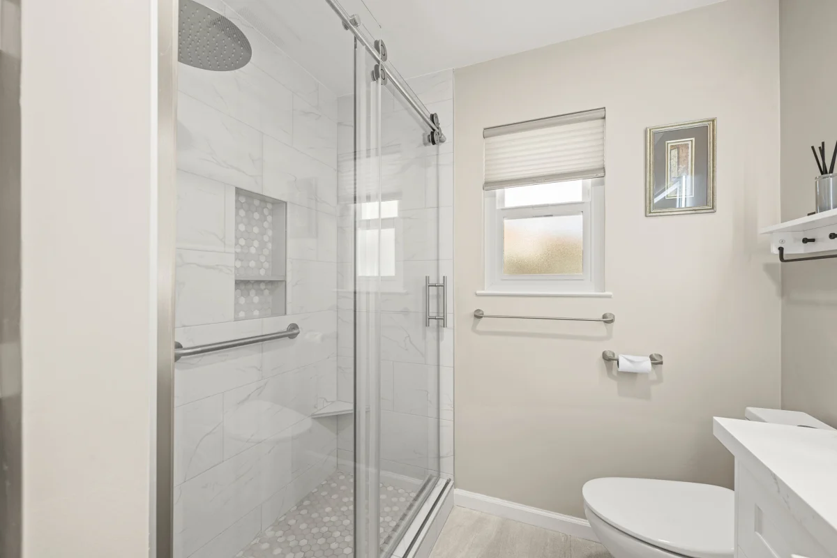 Bright & Timeless Bathroom Remodel, photo 7