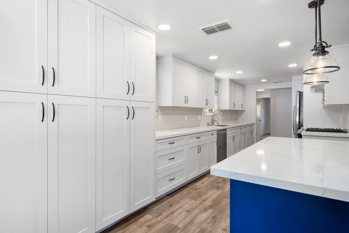 A fresh, functional transformation remodel for everyday living., photo 9