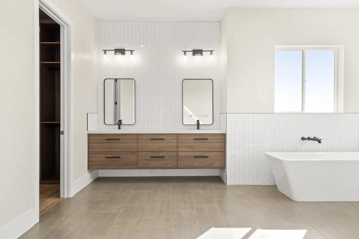 Hillside Modern Retreat, photo 38