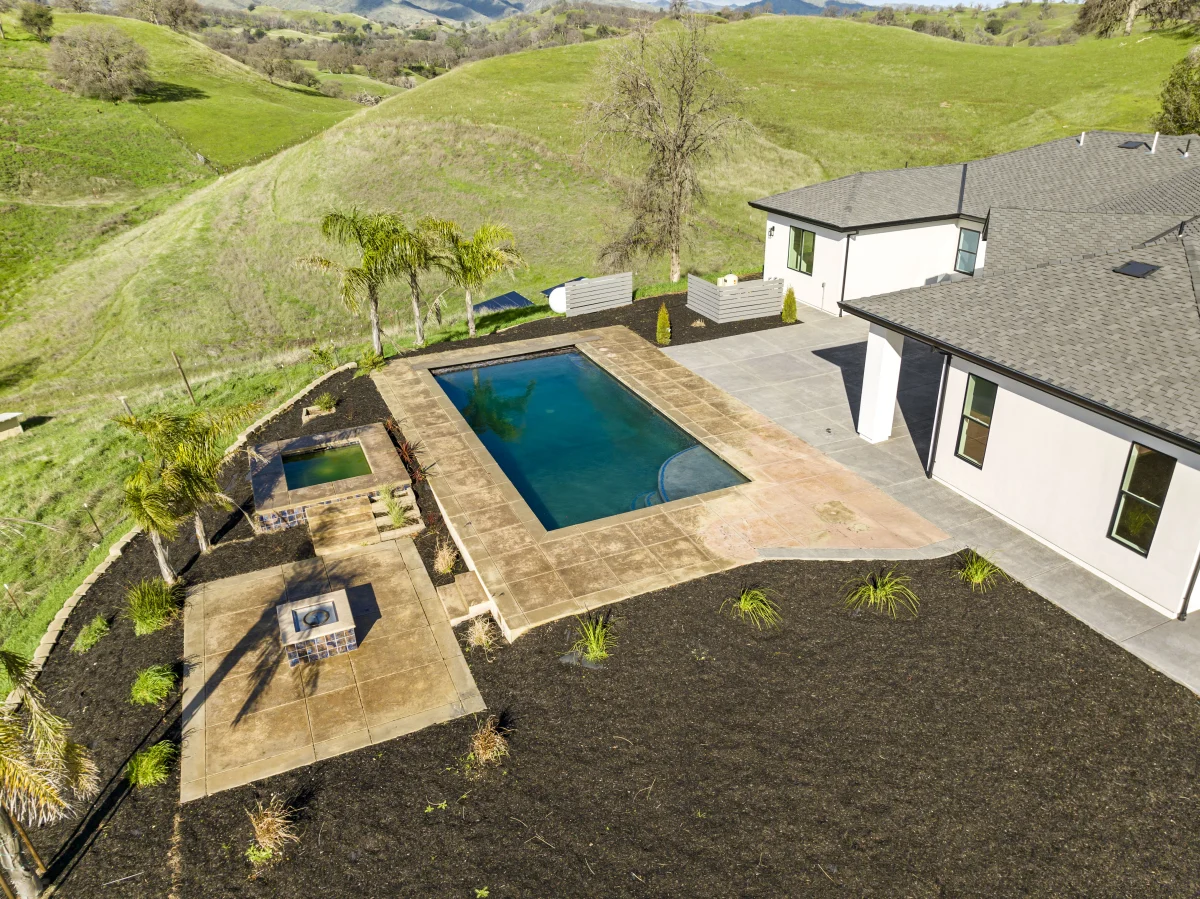 Hillside Modern Retreat, photo 54