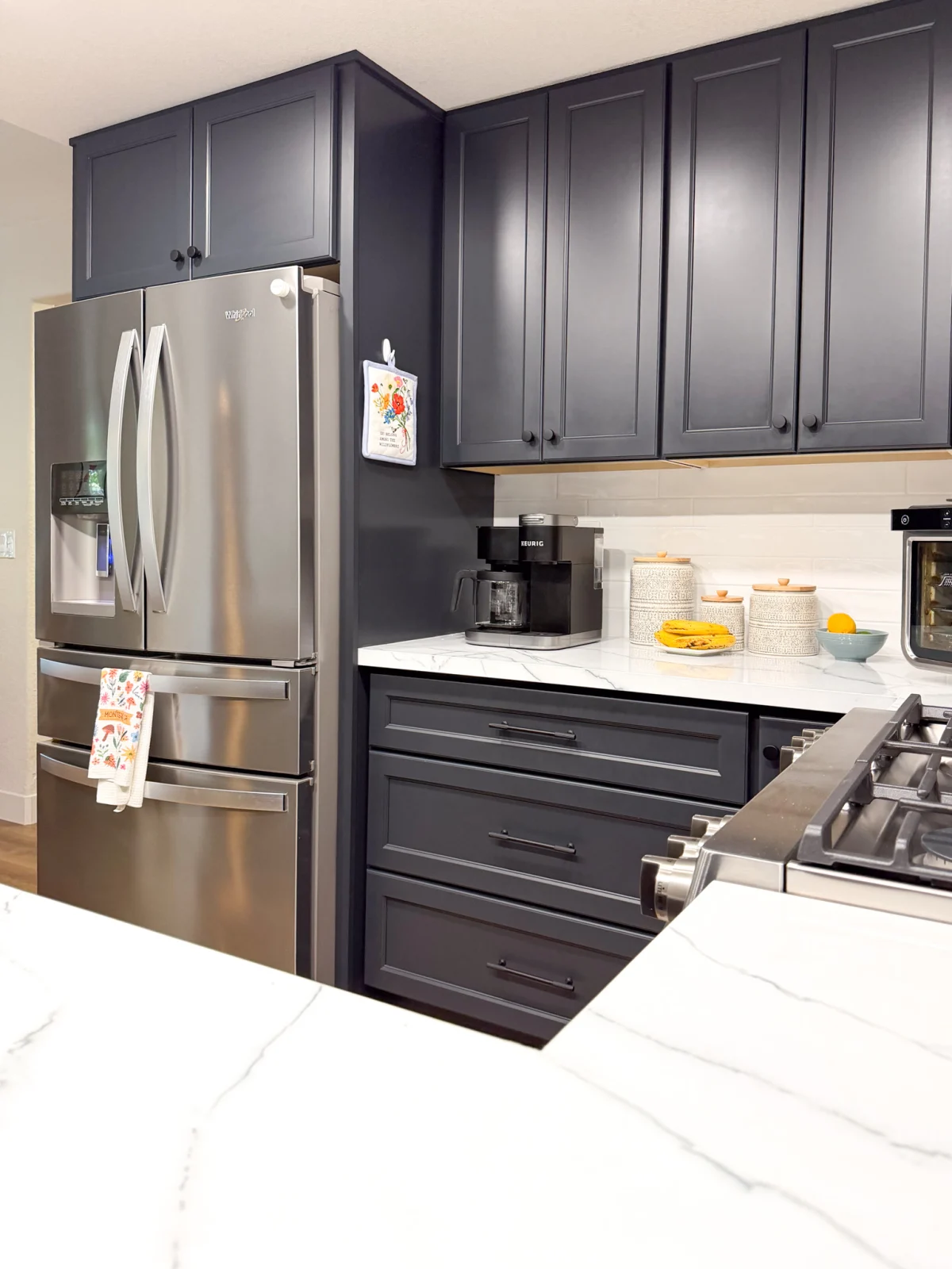 Midnight Contrast Kitchen Remodel, photo 7