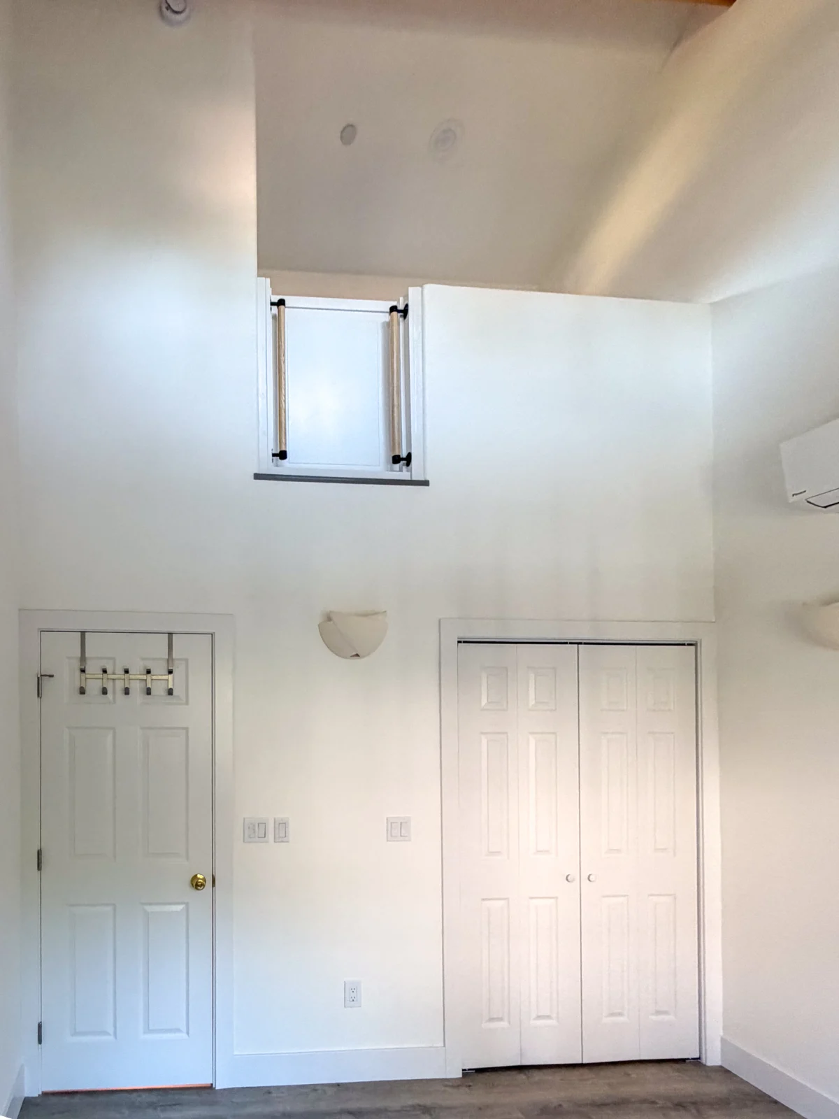 Vaulted ADU with Warm Wood Accents, photo 10