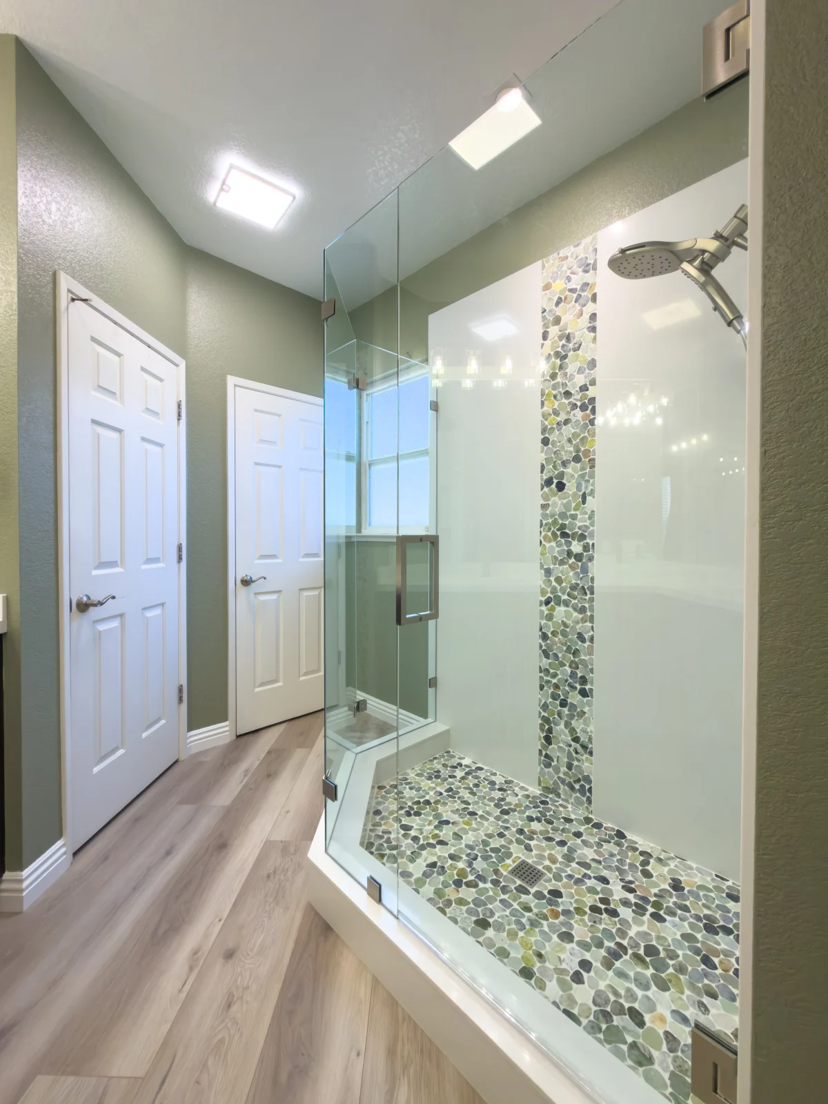 Nature-Inspired Bathroom Retreat, photo 8