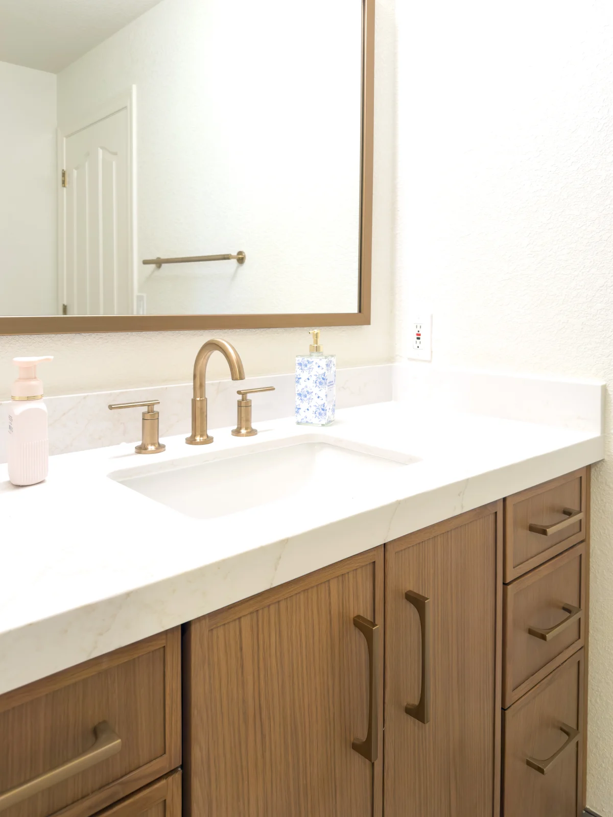 Warm Contemporary Two-Bathroom Remodel, photo 2