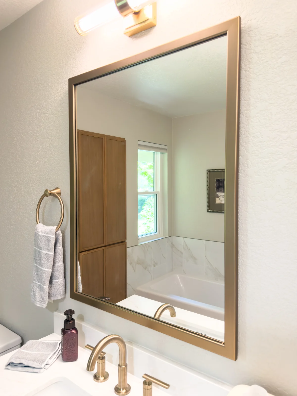 Warm Contemporary Two-Bathroom Remodel, photo 13