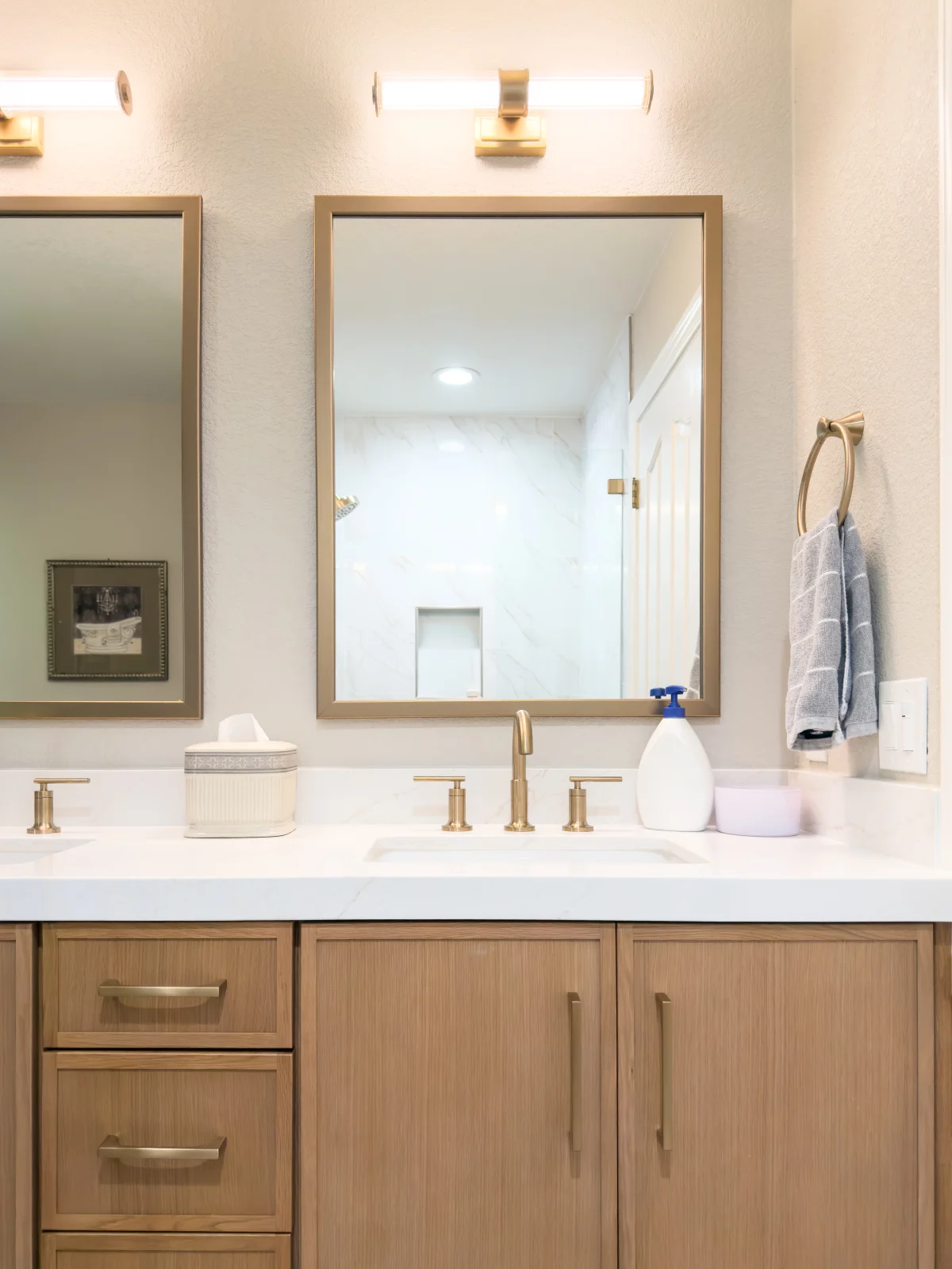 Warm Contemporary Two-Bathroom Remodel, photo 20