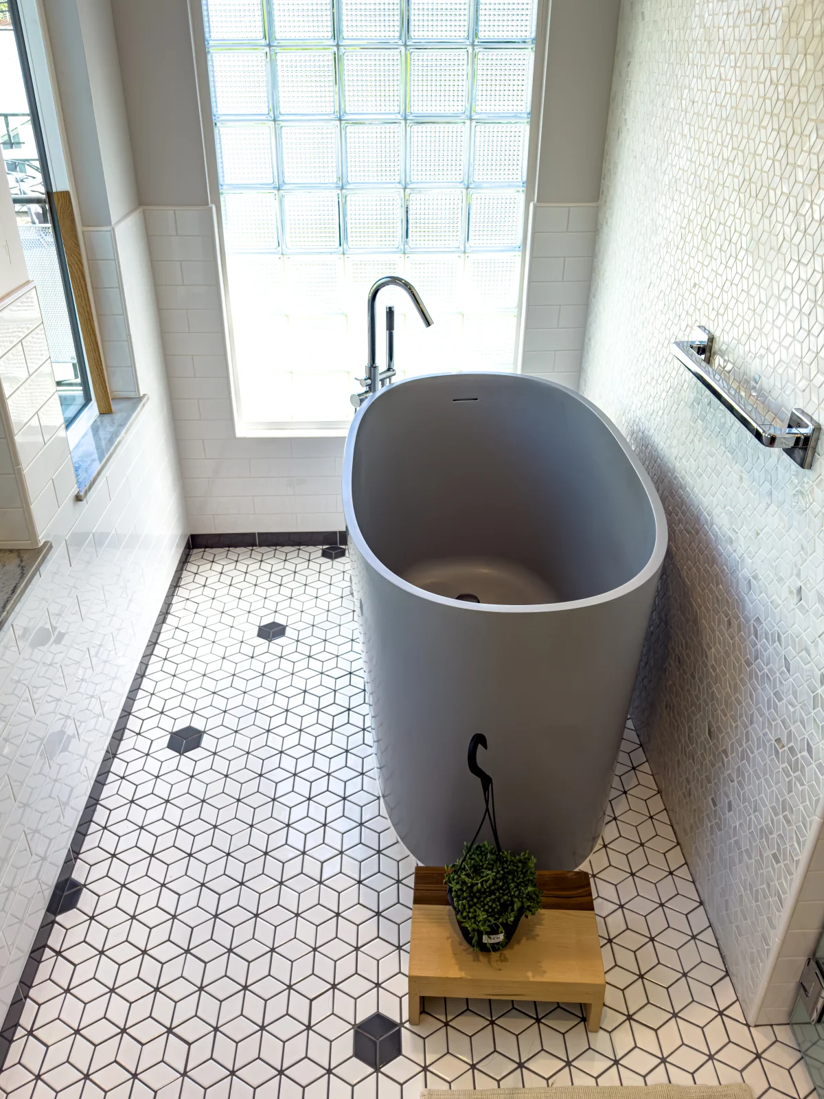 Contemporary Spa-Inspired Bathroom Remodel, photo 12