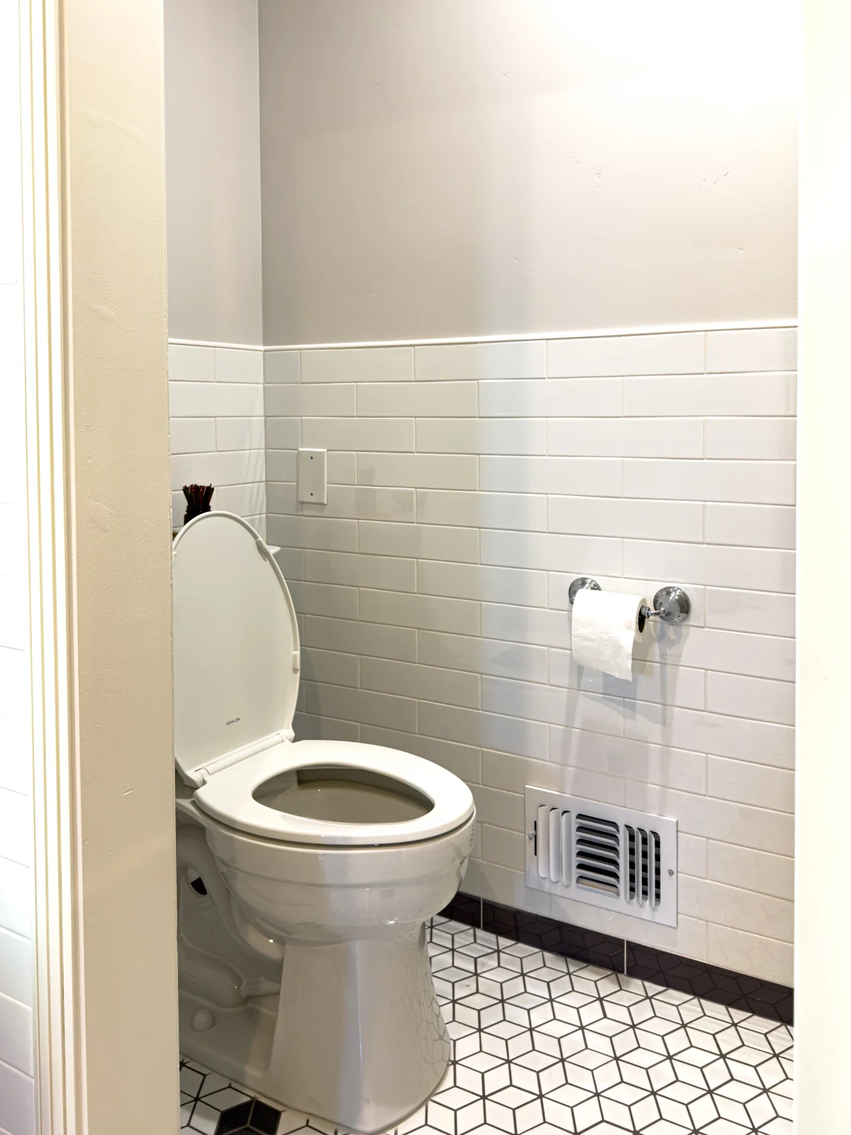 Contemporary Spa-Inspired Bathroom Remodel, photo 2