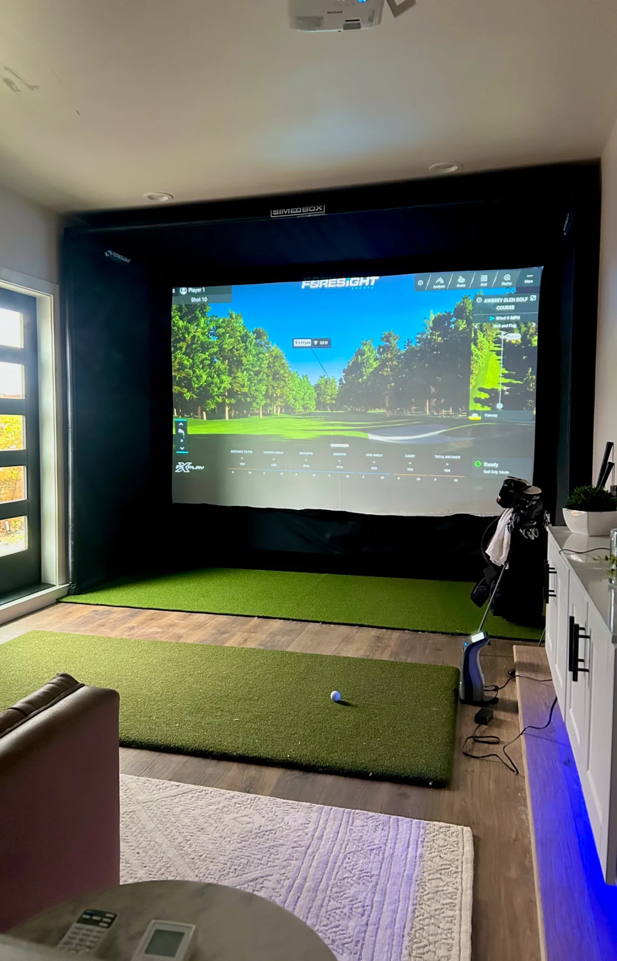 Basement Retreat with Golf Simulator & Wine Lounge, photo 5
