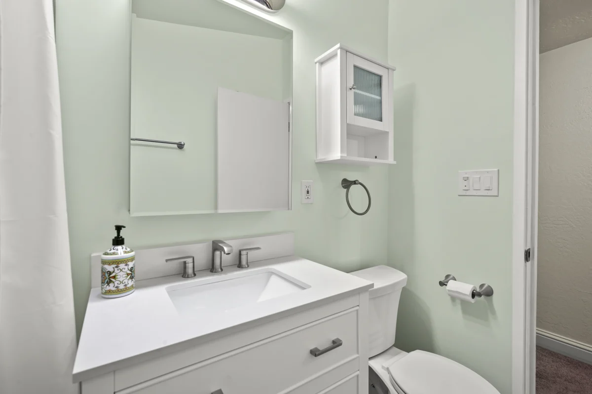 Fresh & Functional Bathroom Refresh, photo 6