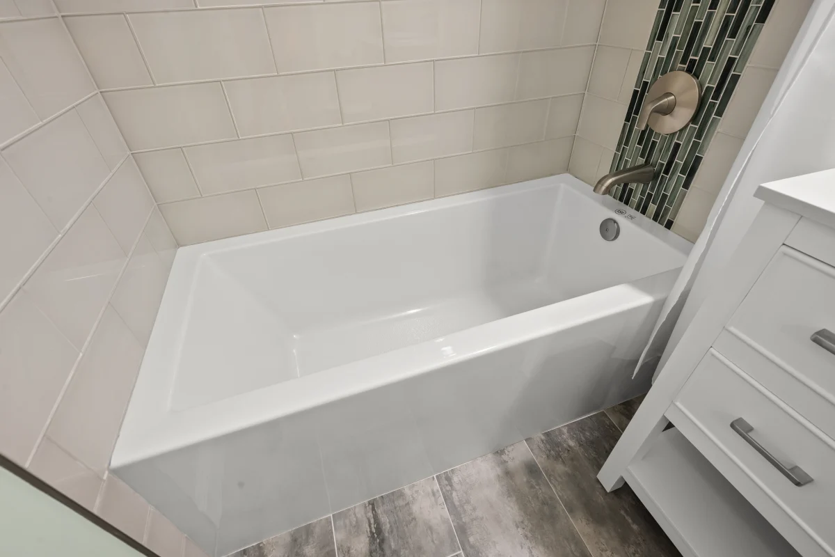 Fresh & Functional Bathroom Refresh, photo 8