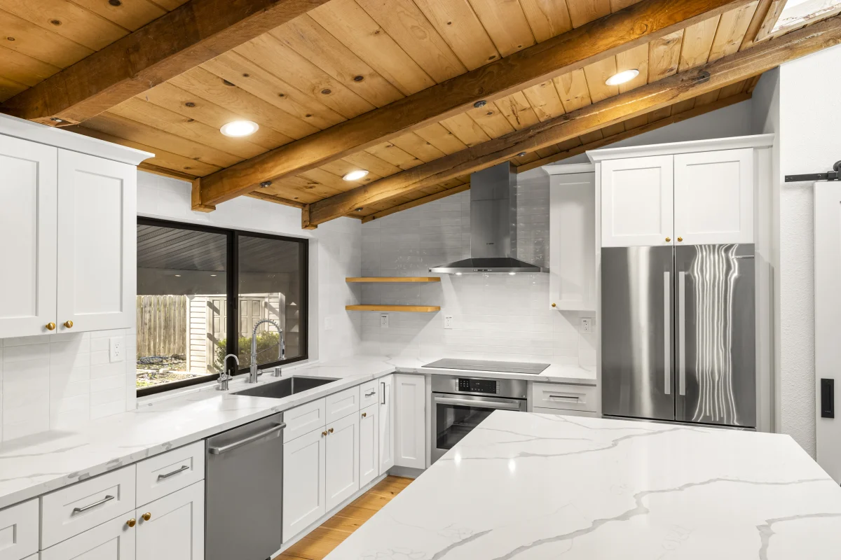 Modern Kitchen with Warm Rustic Character, photo 15