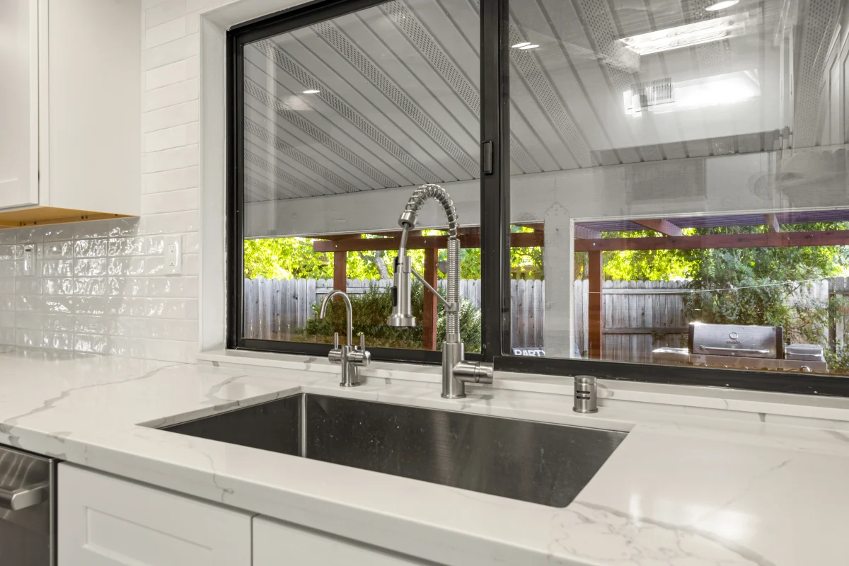 Modern Kitchen with Warm Rustic Character, photo 24