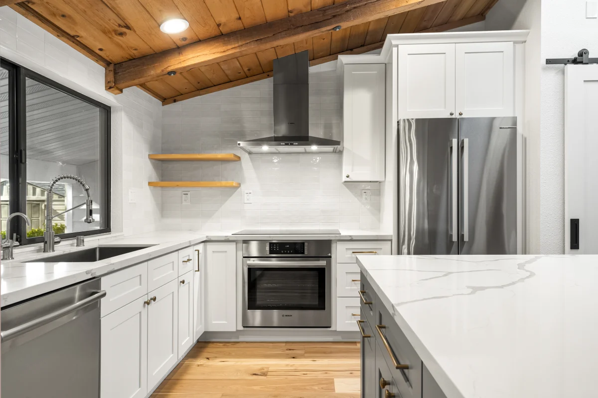 Modern Kitchen with Warm Rustic Character, photo 14