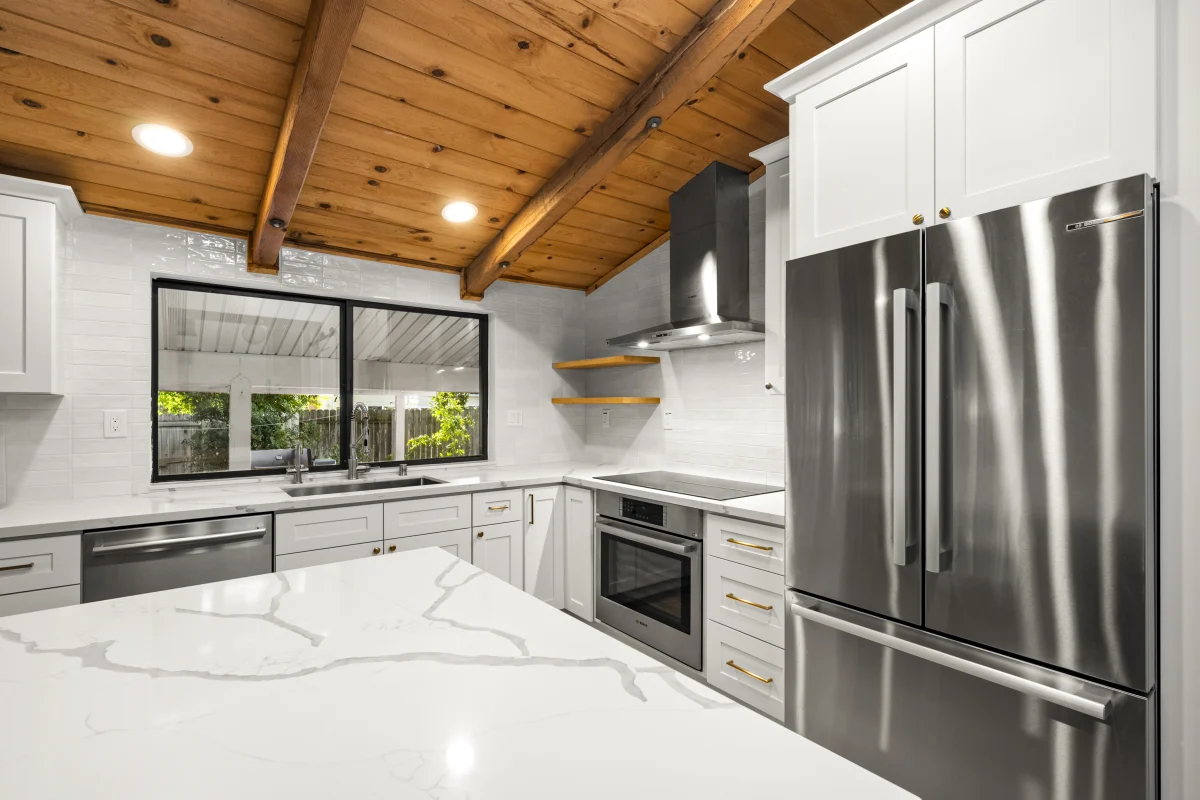 Modern Kitchen with Warm Rustic Character, photo 10