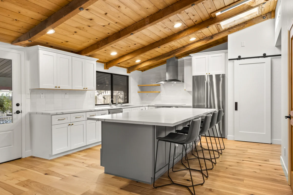 Modern Kitchen with Warm Rustic Character, photo 21