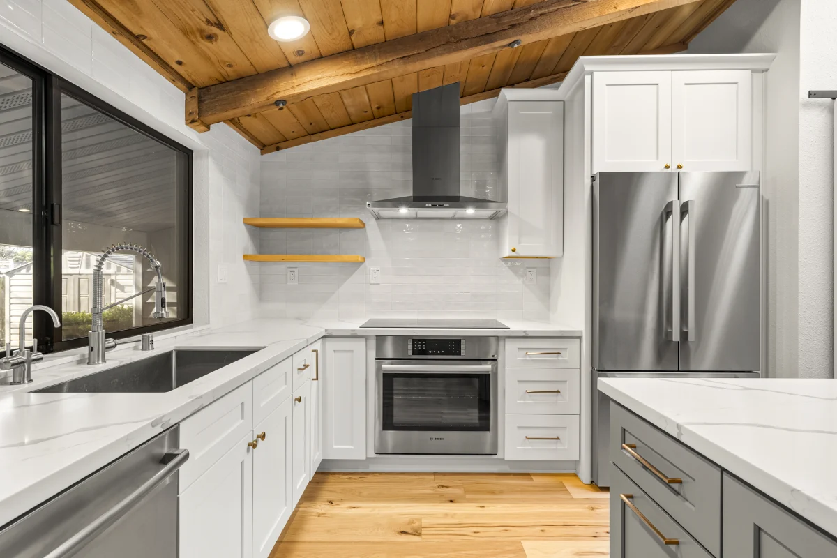 Modern Kitchen with Warm Rustic Character, photo 20