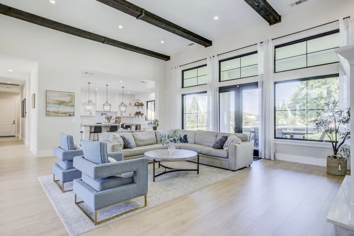 Modern Estate with Private ADU, photo 10