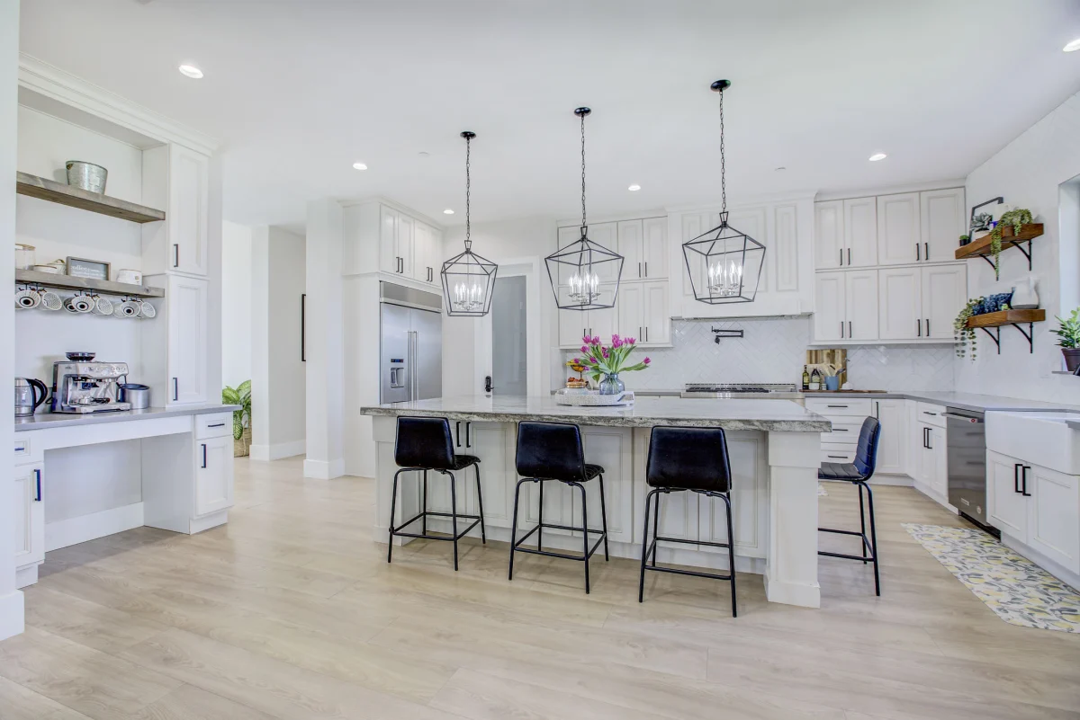 Modern Estate with Private ADU, photo 52