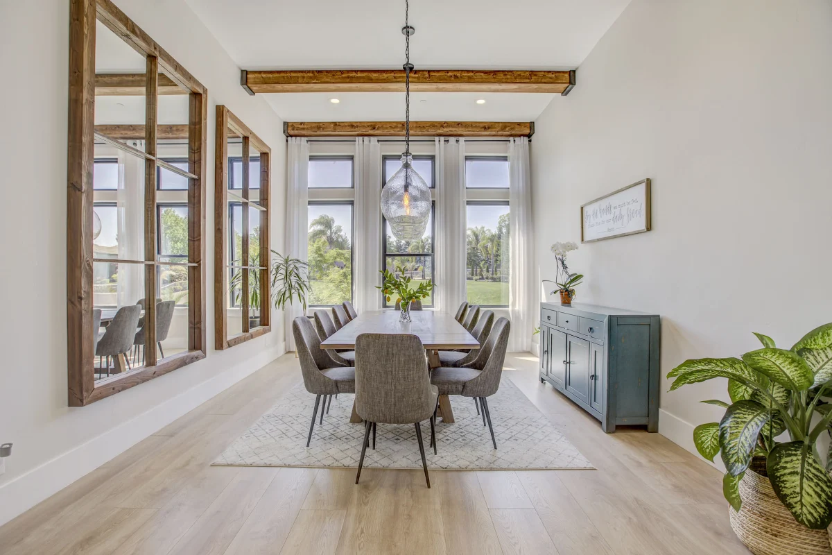 Modern Estate with Private ADU, photo 1