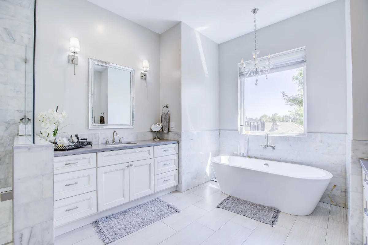 Modern Estate with Private ADU, photo 42