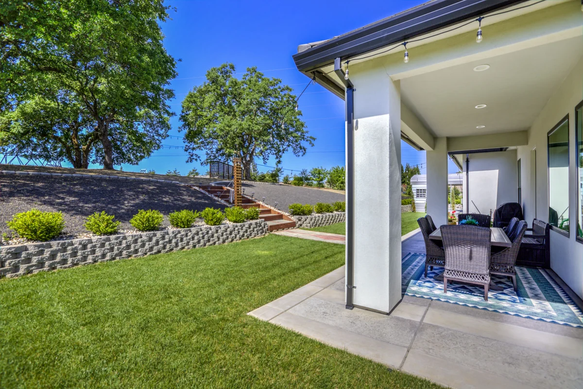 Modern Estate with Private ADU, photo 13