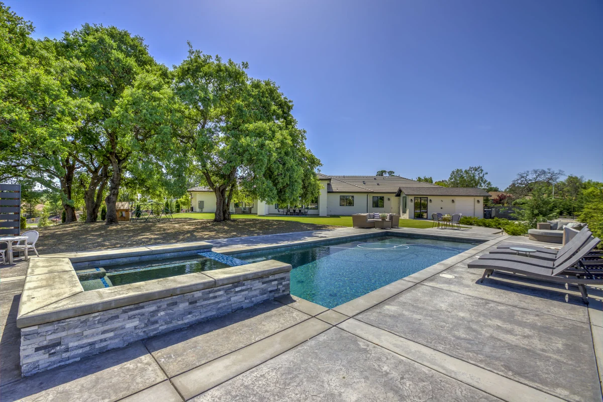 Modern Estate with Private ADU, photo 15