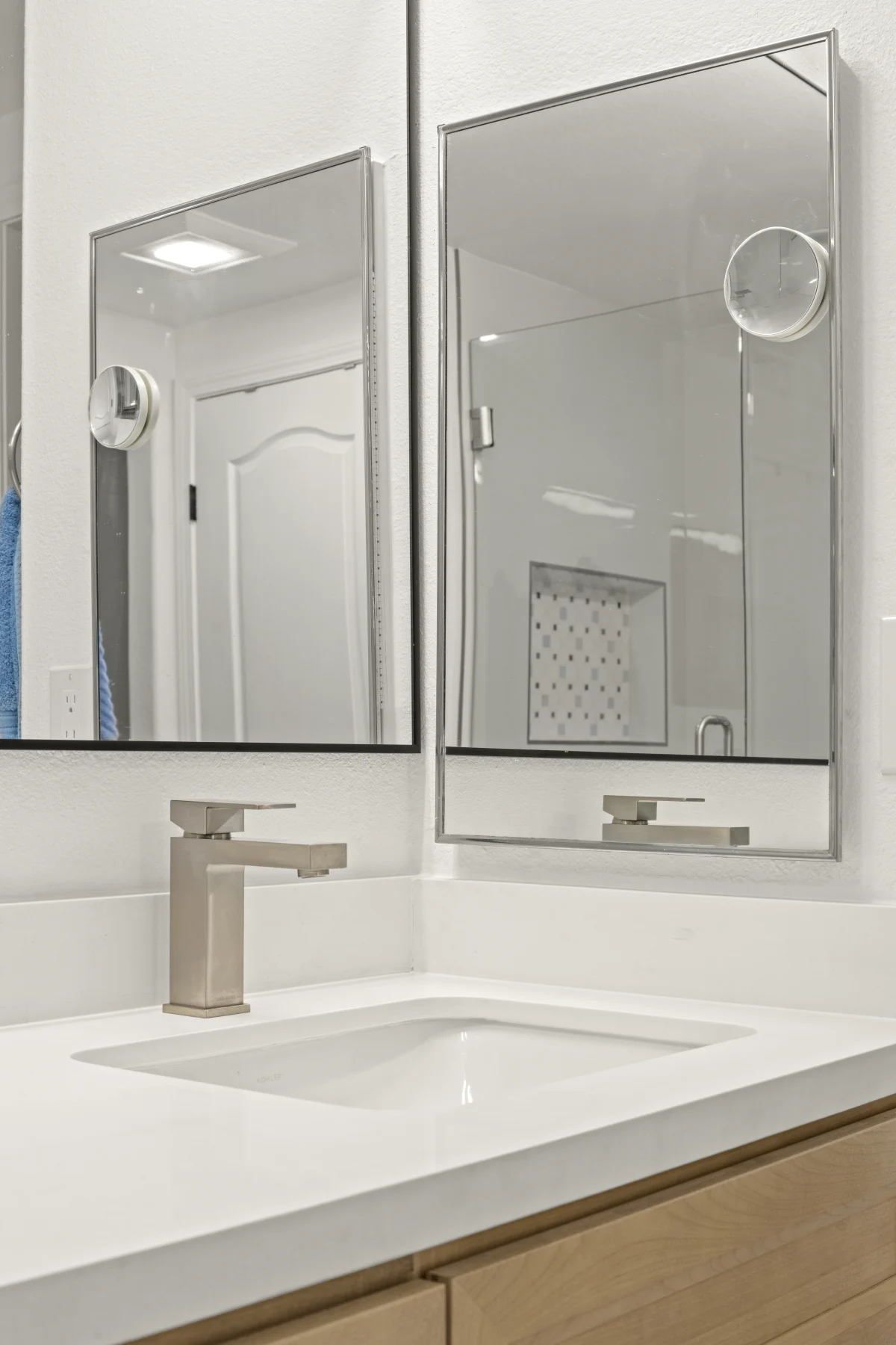 Two Bathroom Remodel with Natural Finishes, photo 14