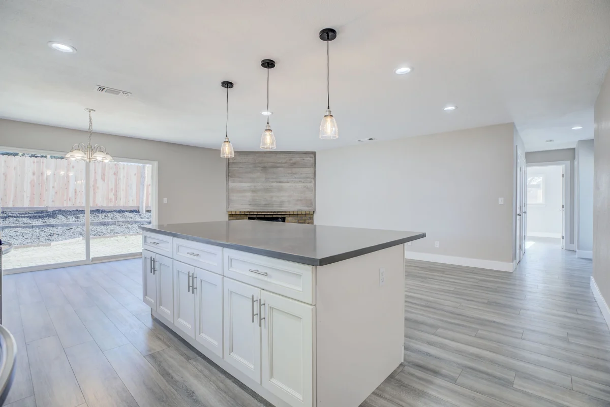 Bright Open-Concept Home Remodel, photo 2