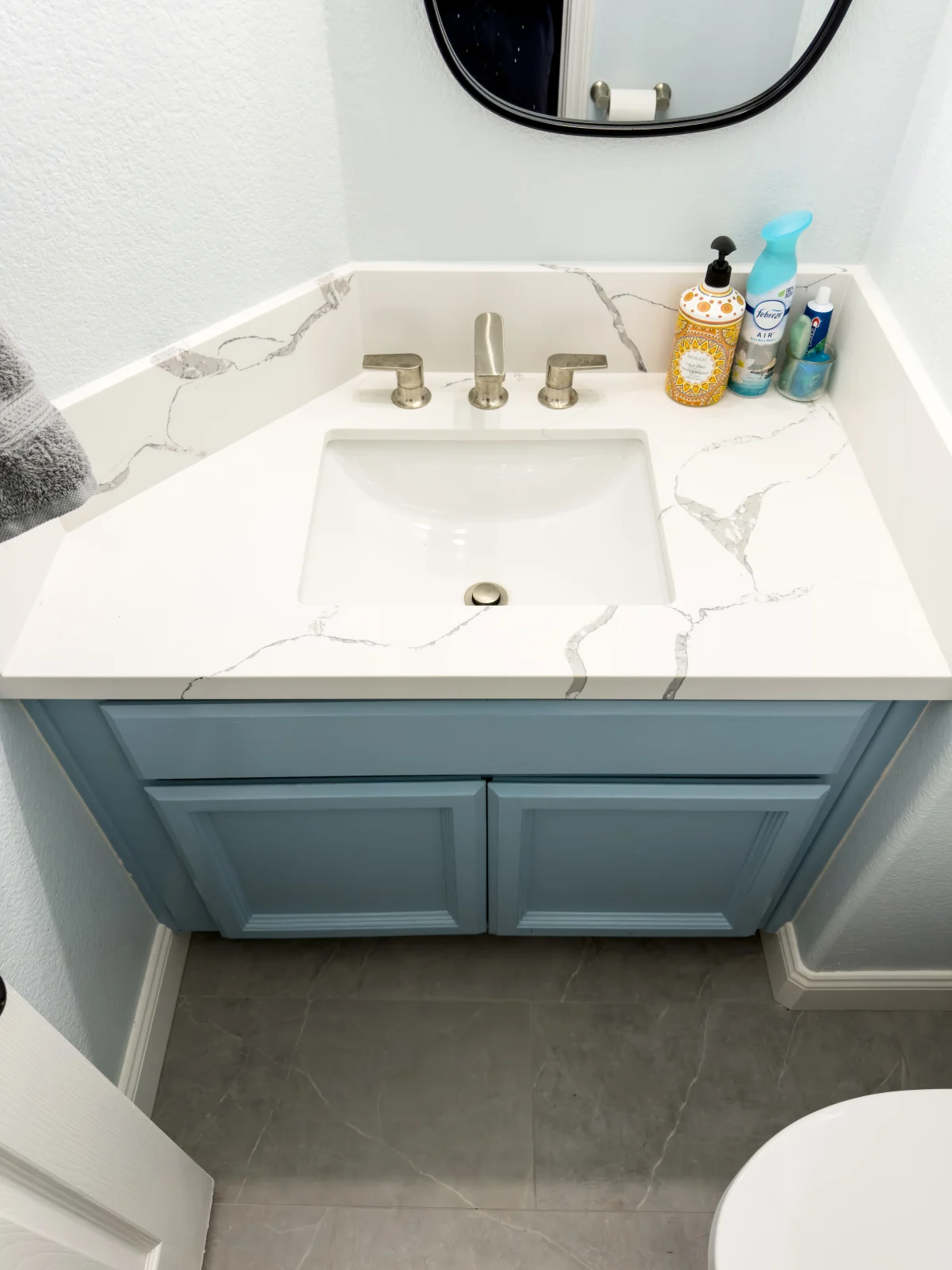 Fresh Blue Bathroom Remodels, photo 3