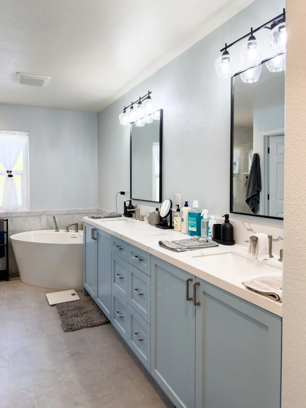 Fresh Blue Bathroom Remodels, photo 13