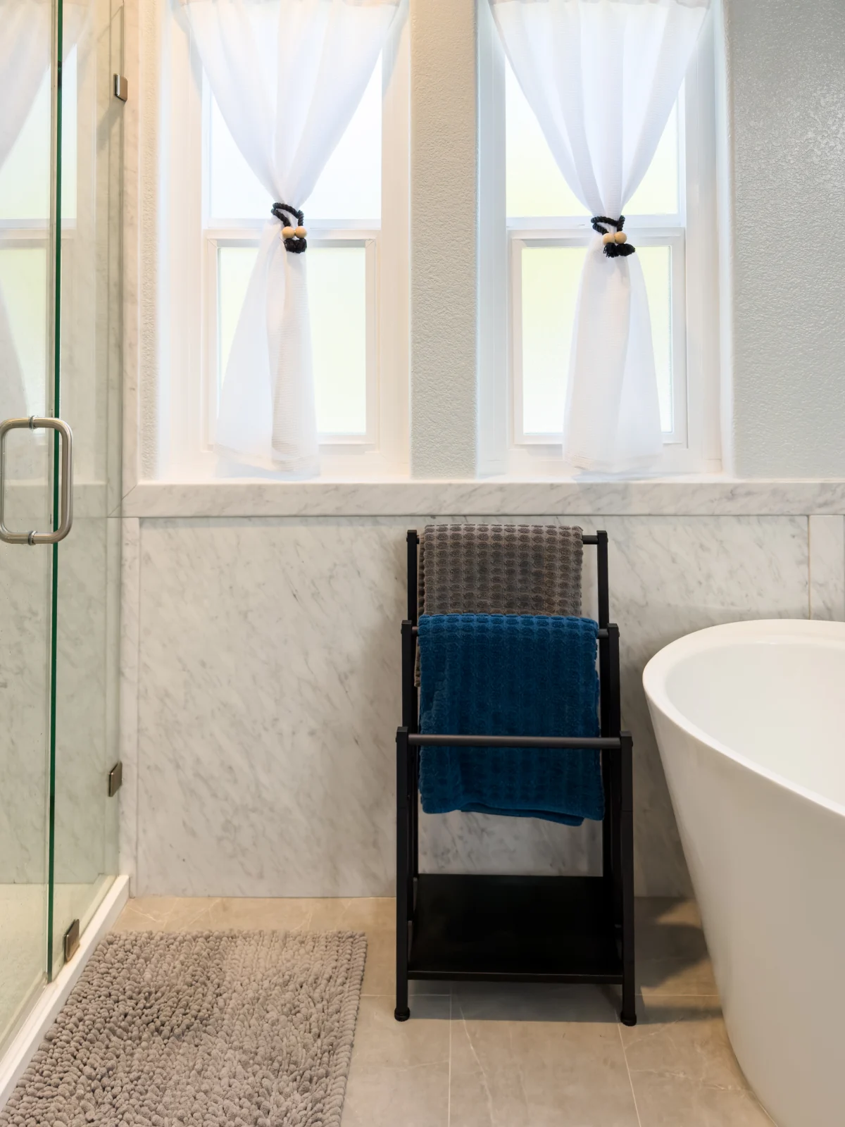 Fresh Blue Bathroom Remodels, photo 17
