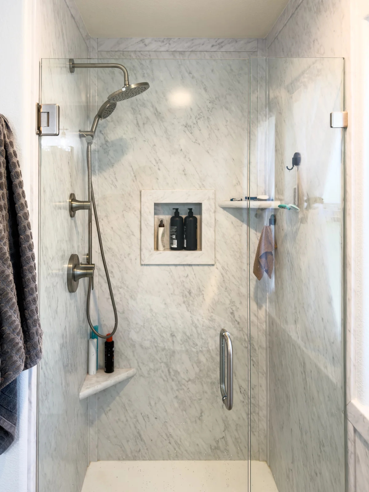 Fresh Blue Bathroom Remodels, photo 18